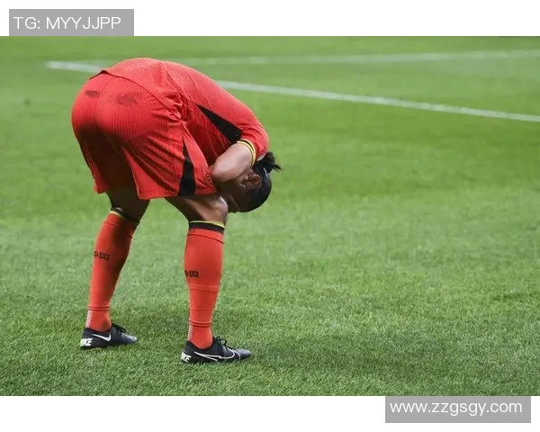 足球明星泪洒赛场背后的故事与情感瞬间解析